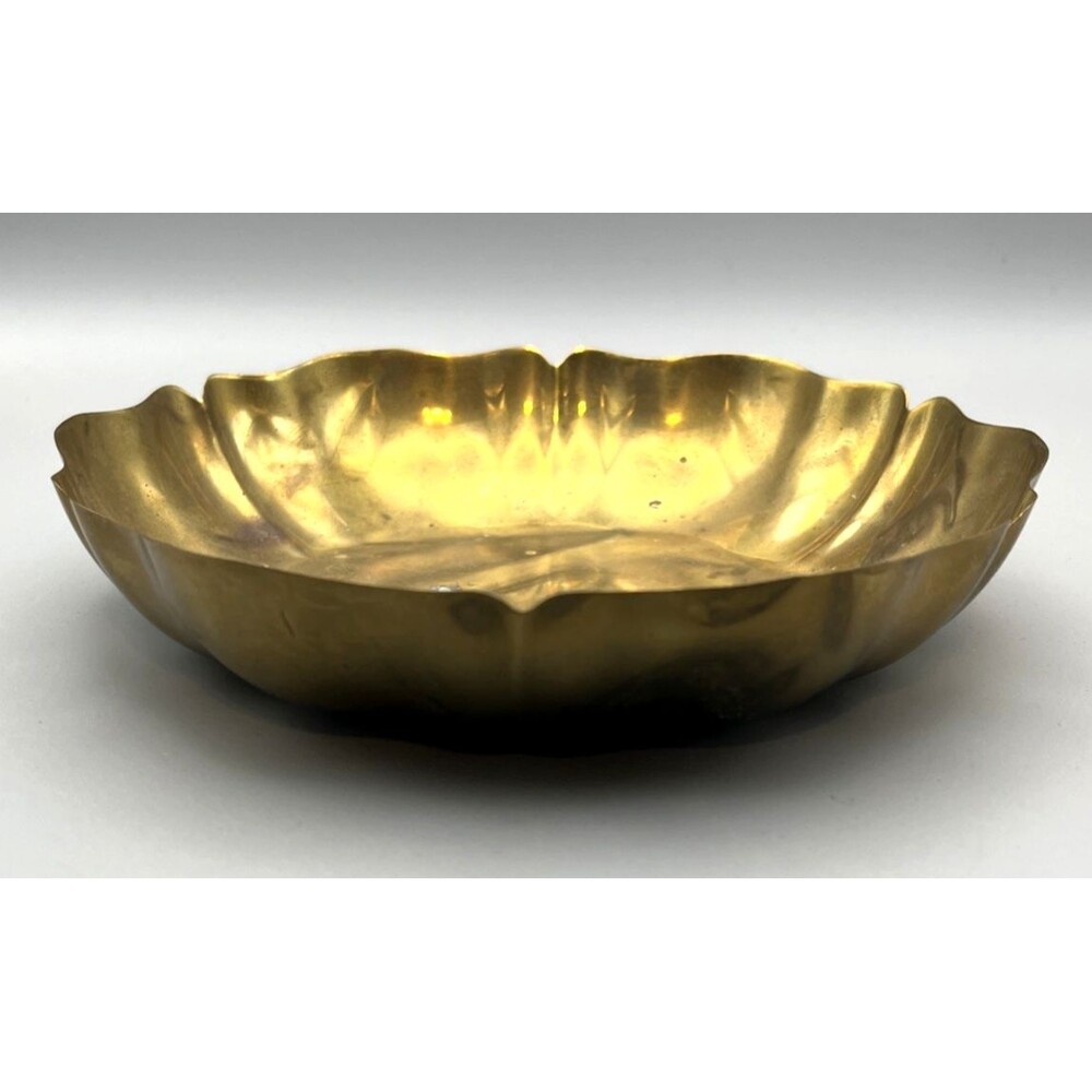Vintage Brass Scalloped Bowl Dish 6.5" Decorative Hand Hammered Look